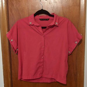 Zara pink cropped shirt with pearls